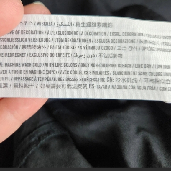 Abercrombie & Fitch Black Red Plaid Lace Cami 🥀 - Picture 12 of 12